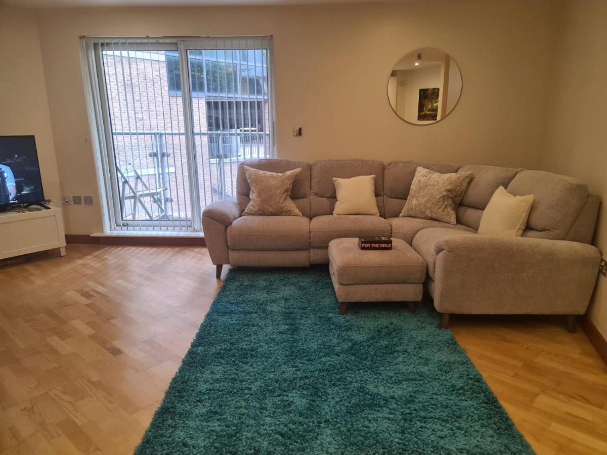 Red Naxela Canary Wharf Apartments ลอนดอน ภายนอก รูปภาพ