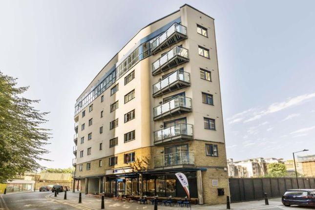 Red Naxela Canary Wharf Apartments ลอนดอน ภายนอก รูปภาพ